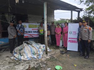 Polres Tanjungbalai Gelar Minggu Kasih Dengan Berbagi Rezeki