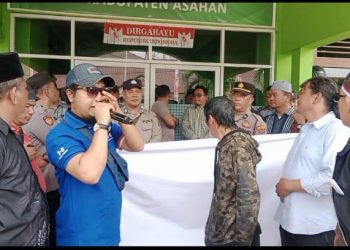 Koalisi LSM dan Media Geruduk Kemenag Asahan