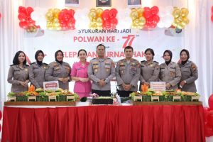 Kapolres Tanjungbalai Harapkan Polwan Semakin Berkompetensi dan Humanis