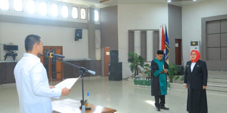 Penjabat Sekda Labura Dilantik