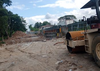 Lambat, Warga Keluhkan Pengerjaan Proyek Jembatan di Pulau Raja 