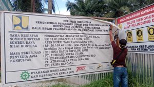 Lambat, Warga Keluhkan Pengerjaan Proyek Jembatan di Pulau Raja