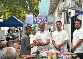 Lapas Labuhan Ruku Bagikan Susu dan Perlengkapan Mandi