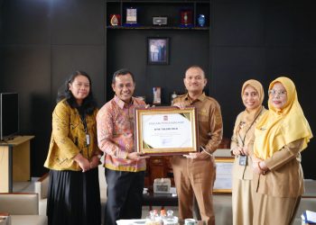 Wali Kota Tanjungbalai Terima Award Dari KPPN