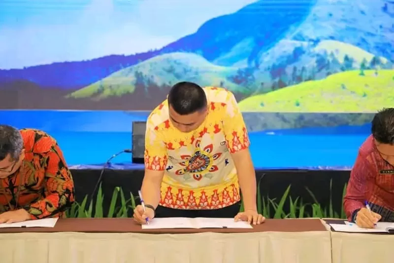Bupati Labura, Hendri Yanto Sitorus, menghadiri kegiatan Konreg PDRB ISE 2025 se-Sumatera.
