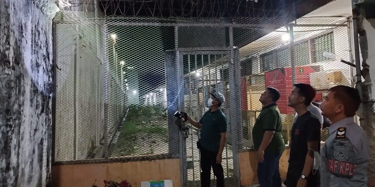 Lapas Labuhan Ruku Gelar Razia di Kamar Safir