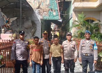 Personel Polres Tanjungbalai Amankan Gereja di Hari Minggu
