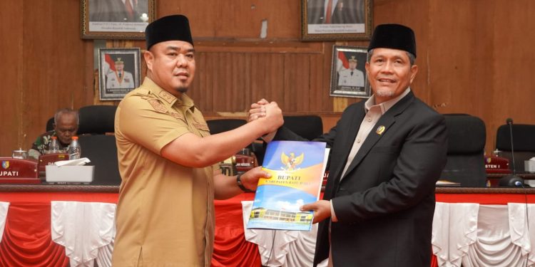 Wabup Syafrizal Sampaikan Nota Ranperda tentang Disabilitas ke DPRD Batubara