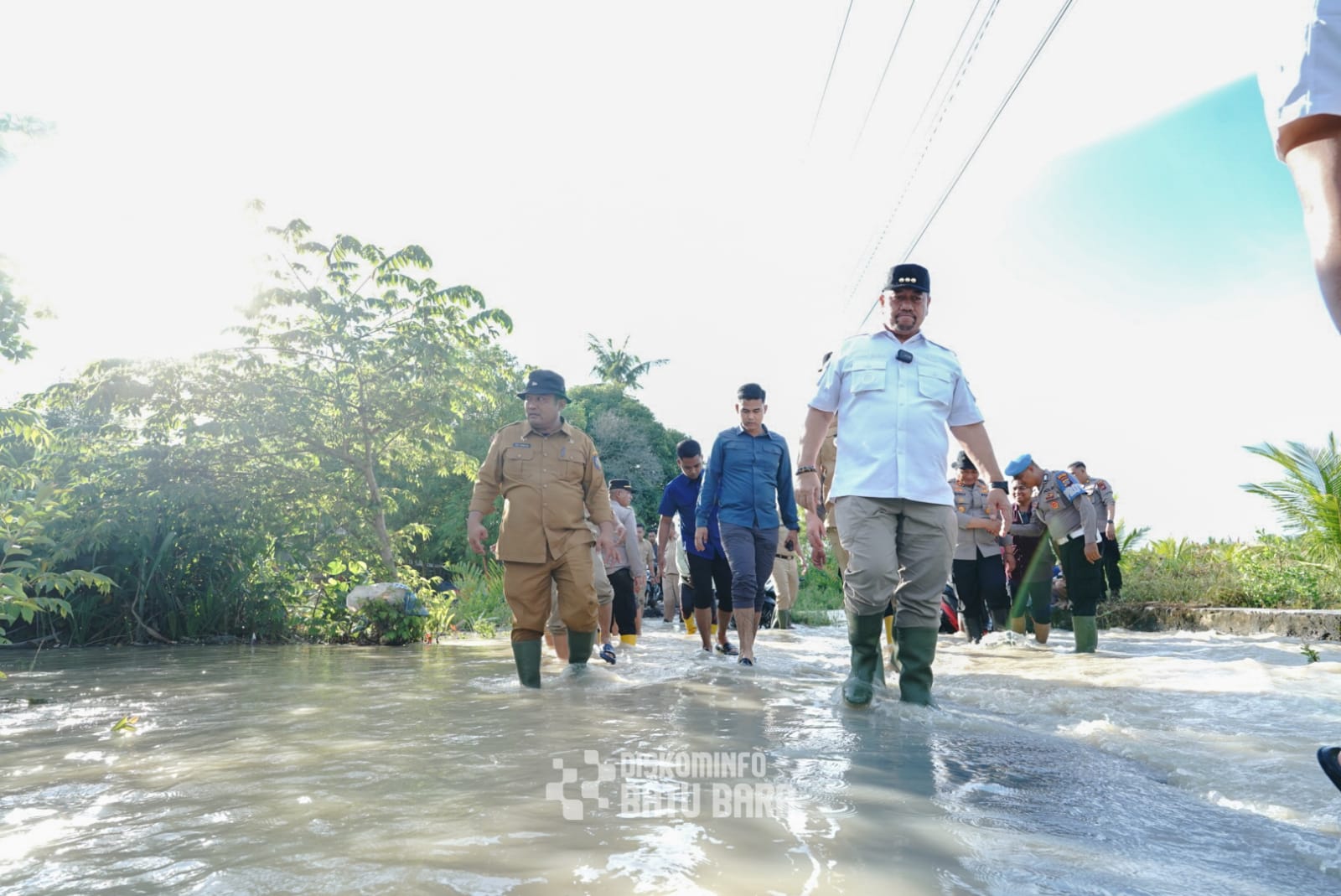 Bupati Batubara Turun ke Lokasi Terdampak Banjir di Medang Deras