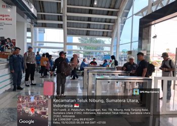 Cegah PMI, Personel Polsek Teluk Nibung Amankan Pelabuhan