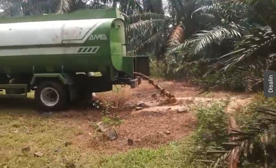 Waduh Perusahaan di Rahuning Asahan Buang Limbah Sembarangan