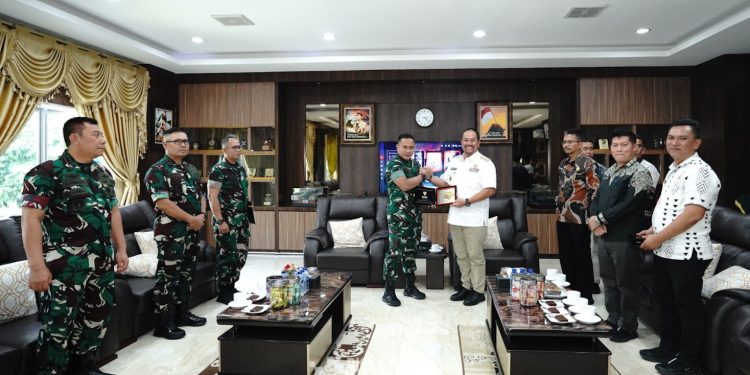 Bupati Batubara Lakukan Kunjungan ke Pangdam I/Bukit Barisan
