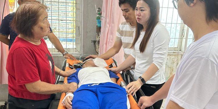 Siswi SMP Sisingamangaraja Tanjungbalai Lompat Dari Lantai IV