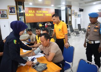 Kapolres Tebing Tinggi Pimpin Kegiatan Donor Darah