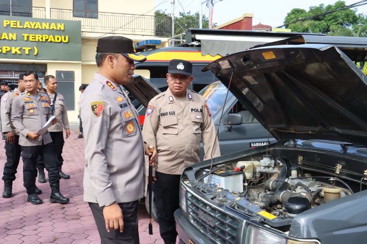 Kapolres Tanjungbalai Pimpin Pemeriksaan Kondisi dan Kelayakan Kendaraan Dinas