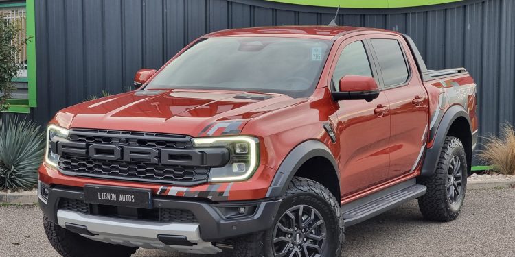 Mobil ford Ranger Raptors