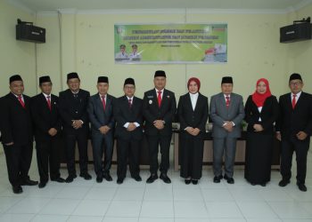 Wakil Bupati Lantik Dua Pejabat di Disdukcapil Kabupaten Asahan