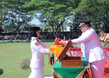 Bupati Asahan Pimpin Upacara Penaikan Bendera HUT ke-80 RI