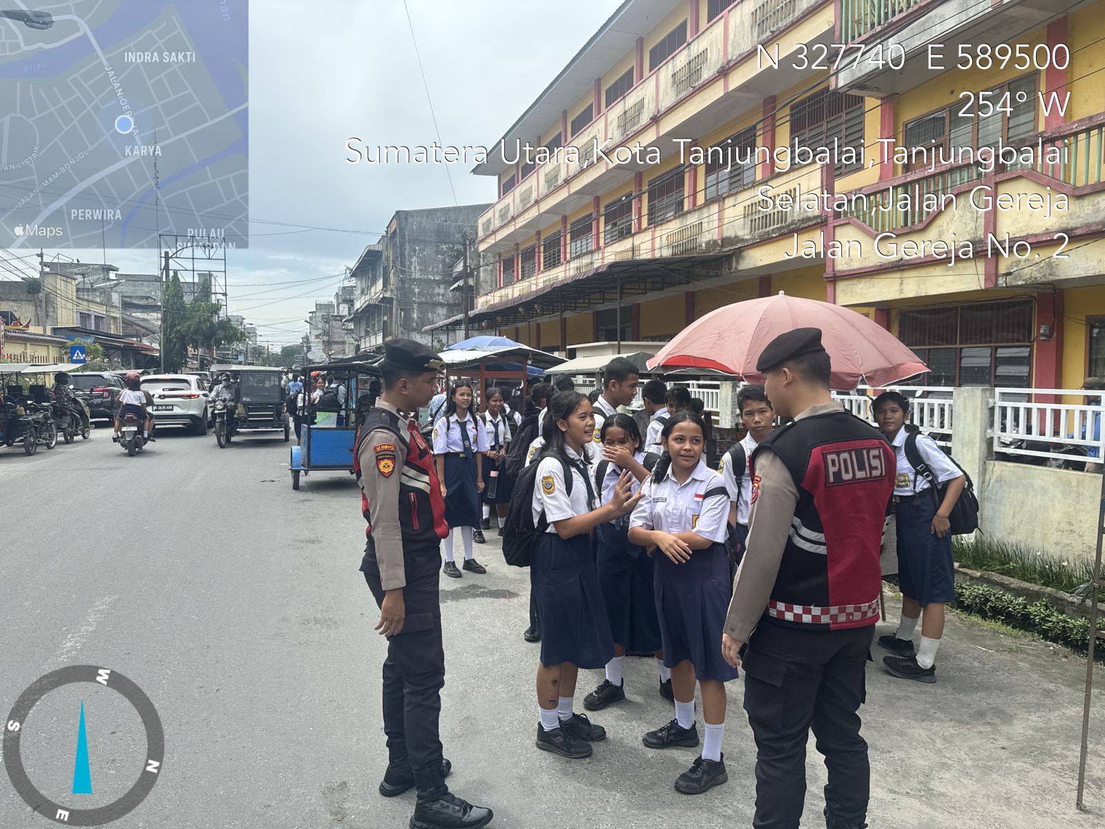 Personel Sat Samapta Polres Tanjungbalai Lakukan Patroli Kota