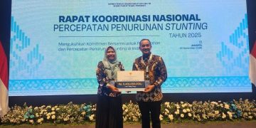 Wali Kota Tebing Tinggi Terima Penghargaan Insentif Fiskal Dari Kementerian Keuangan 