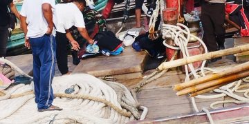 POM Lanal TNI TBA Periksa ABK Kapal Nelayan Sebelum Berlayar