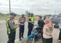 Personel Satlantas Polres Asahan Gelar Penyuluhan pada Ops Zebra Toba 2025