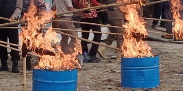 Bea Cukai Teluk Nibung Bakar Barang Bukti Ilegal Senilai Rp2 Miliar Lebih