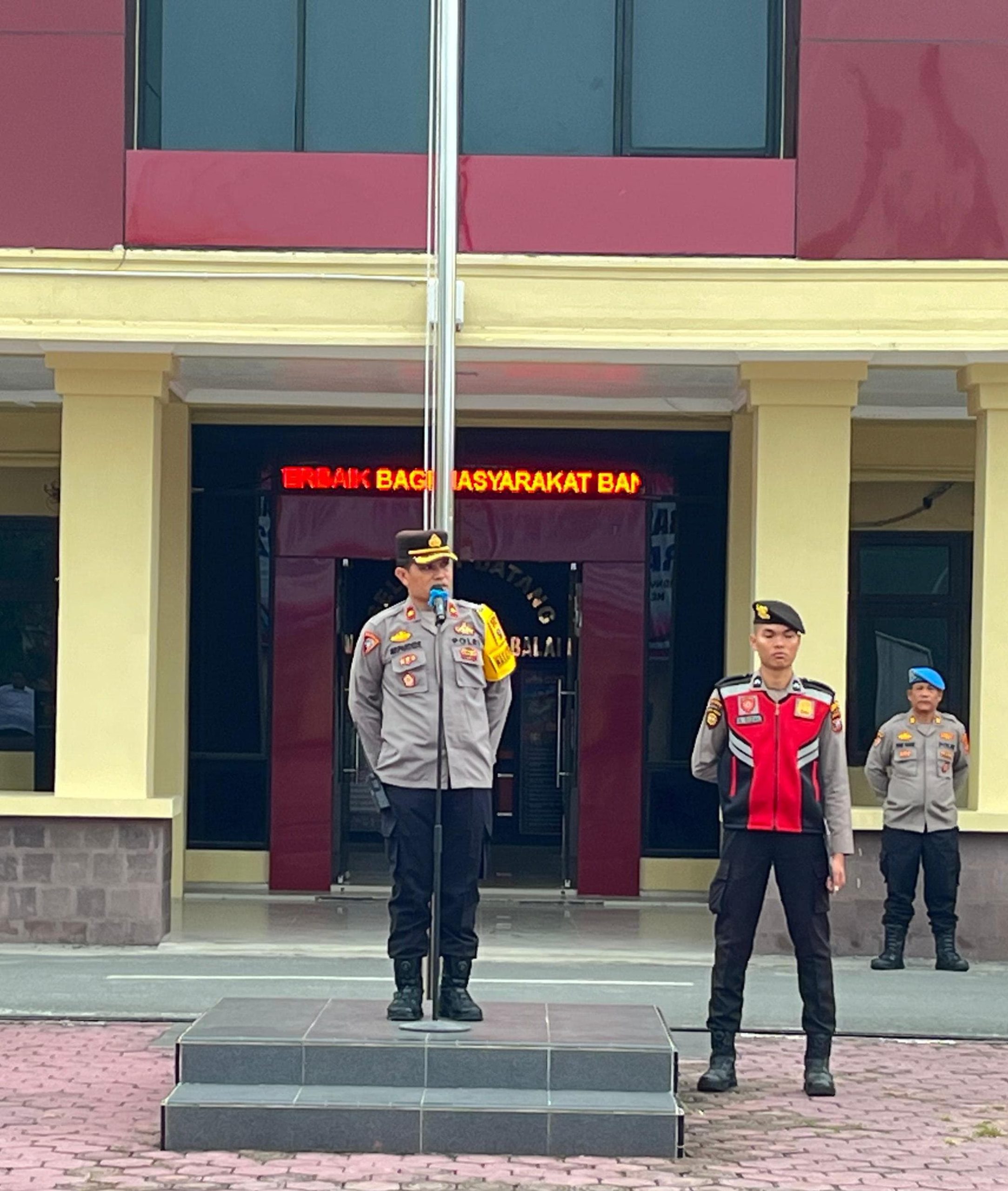 Pimpin Apel Pagi, Wakapolres Tanjungbalai Tekankan Disiplin Gatur dan Etika Personel