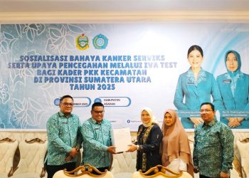 TP PKK Sumut Sosialisasikan IVA Test dan Serahkan Bantuan di Asahan