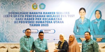 TP PKK Sumut Sosialisasikan IVA Test dan Serahkan Bantuan di Asahan
