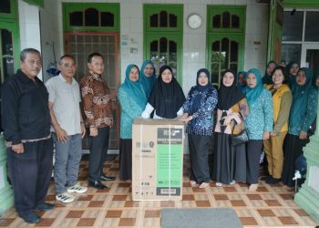 Desa Bunut Seberang Terima Bantuan Peralatan Usaha dari TP PKK Asahan