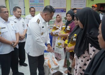 Pemkab Asahan dan Bulog Salurkan Bantuan Pangan CPP Oktober–November 2025
