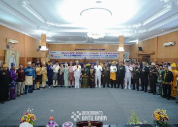 Bupati Baharuddin Hadiri Rapat Paripurna Istimewa dalam Rangka HUT ke-19 Kabupaten Batubara