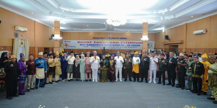Bupati Baharuddin Hadiri Rapat Paripurna Istimewa dalam Rangka HUT ke-19 Kabupaten Batubara