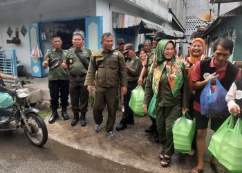 DPC PPP-AD, Pandawa dan KSS Kota Tebing Tinggi Bagikan Nasi Bungkus ke Warga