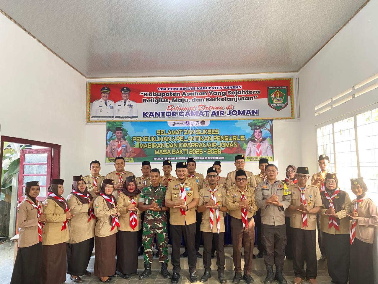 Ketua Kwarcab Asahan Lantik Mabiran Gerakan Pramuka Kecamatan Air Joman Priode 2025-2028