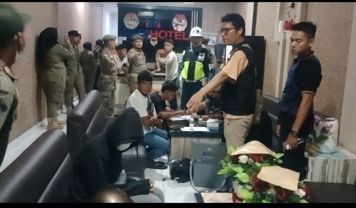 Razia di Tempat Hiburandi Tanjungbalai "Masuk Angin"