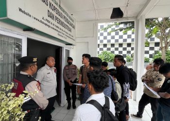 Massa GARUDA “Kepung” Dinas Koperindag Asahan