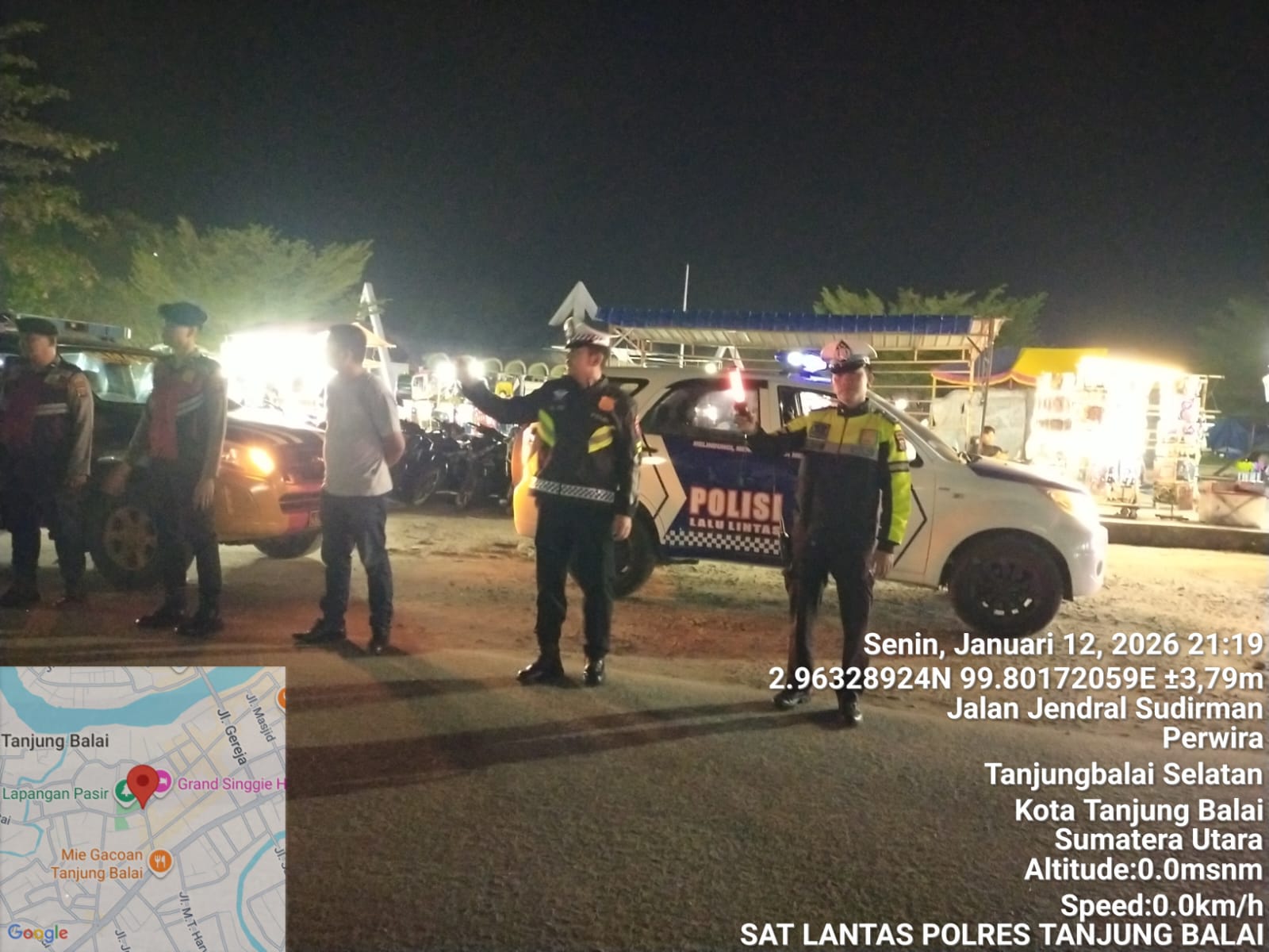 Personel Sat Lantas Polres Tanjungbalai Gelar Patroli Blue Light