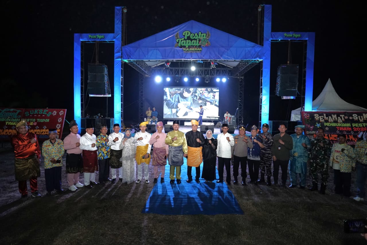 Bupati Batubara Buka  Pesta Tapai di Desa Dahari Selebar