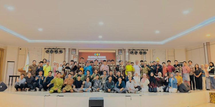 Bupati Batubara Hadiri Pelantikan Mahasiswa IKAMBARA-YK di Yogyakarta