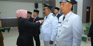Sekda Kabupaten Labuhanbatu Utara, Dra. Hj. Susi Asmarani, melantik Pejabat Administrator dan Pejabat Pengawas, Jumat (6/2/2026). 