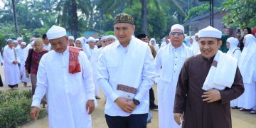 Hendri Yanto Sitorus menghadiri Haul Ke-8 Syeikh H. Muhammad Sukur Munthe, Senin (9/2/2026).