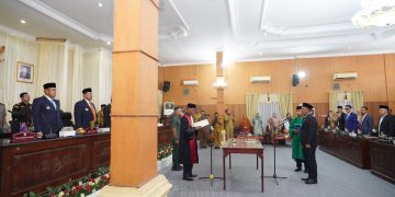 Bupati Baharuddin Hadiri Rapat Paripurna Istimewa Pelantikan Wakil Ketua DPRD Batubara