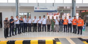 Wabup Batubara bersama Kadiv Regional Resmikan Stasiun KA Lima Puluh