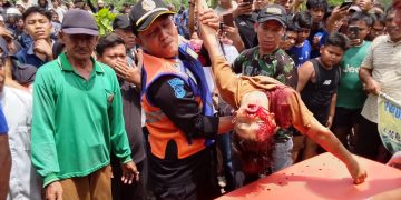 Kereta Api Tabrak Mobil di asahan, 2 Orang Tewas