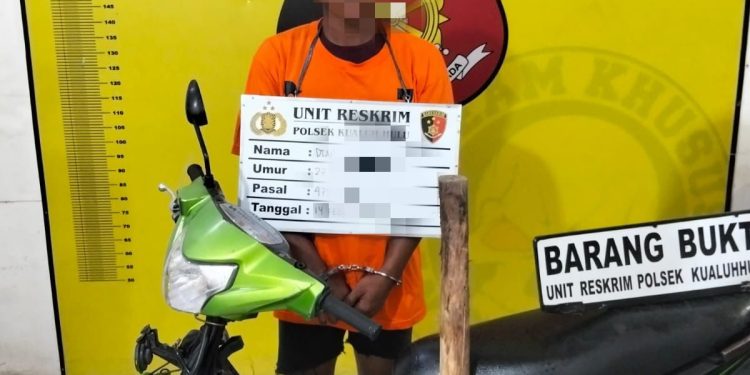 DS, pelaku pembegalan, diamankan di Mapolsek Kualuh Hulu. 