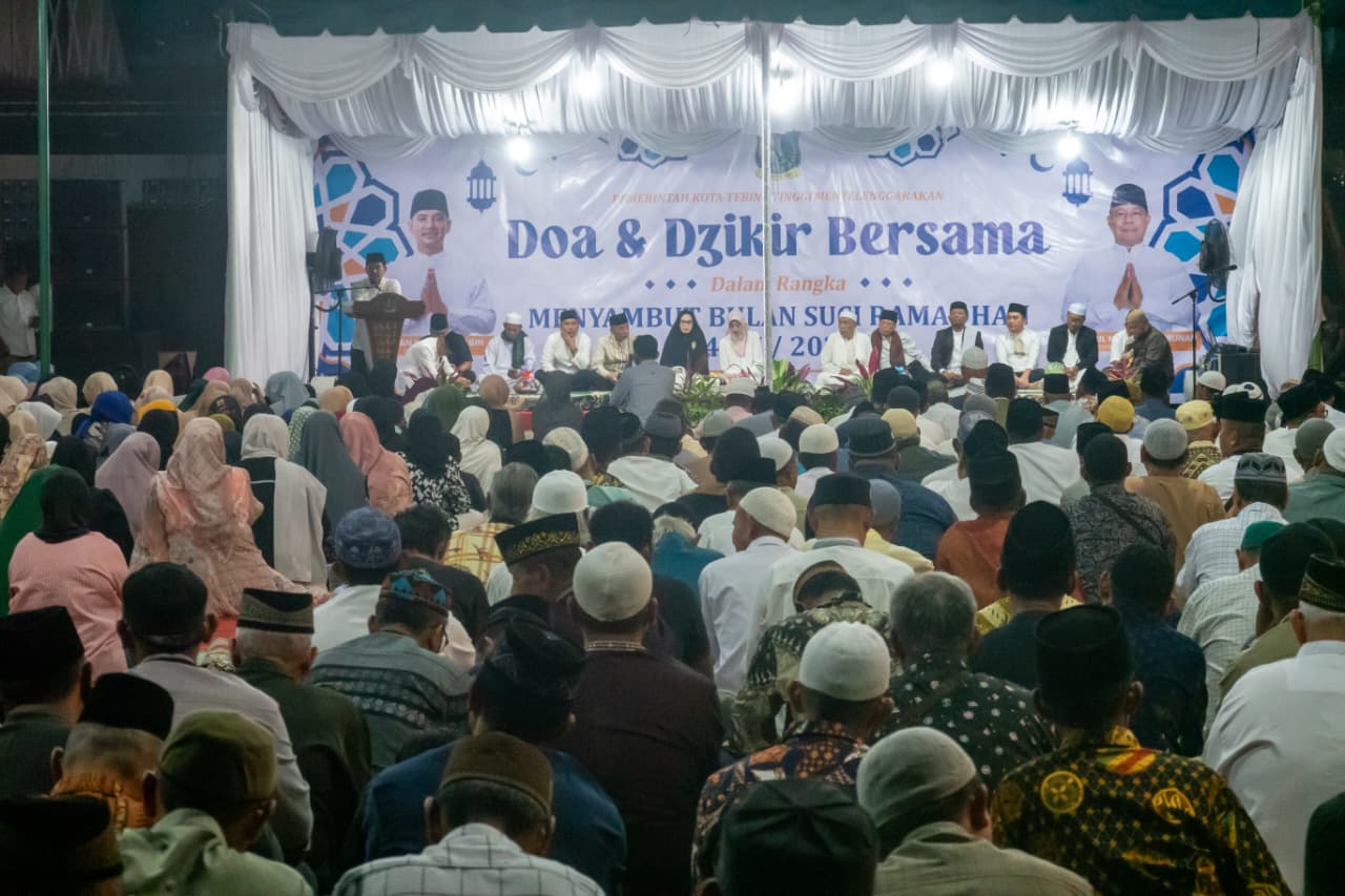 Ribuan Warga Kota Tebing Tinggi Ikuti Doa dan Dzikir Bersama