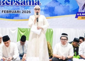 Bupati Labuhanbatu dr Hj Maya Hasmita. 