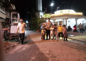 Personel Polres Tanjungbalai Amankan Ibadah Shalat Tarawih